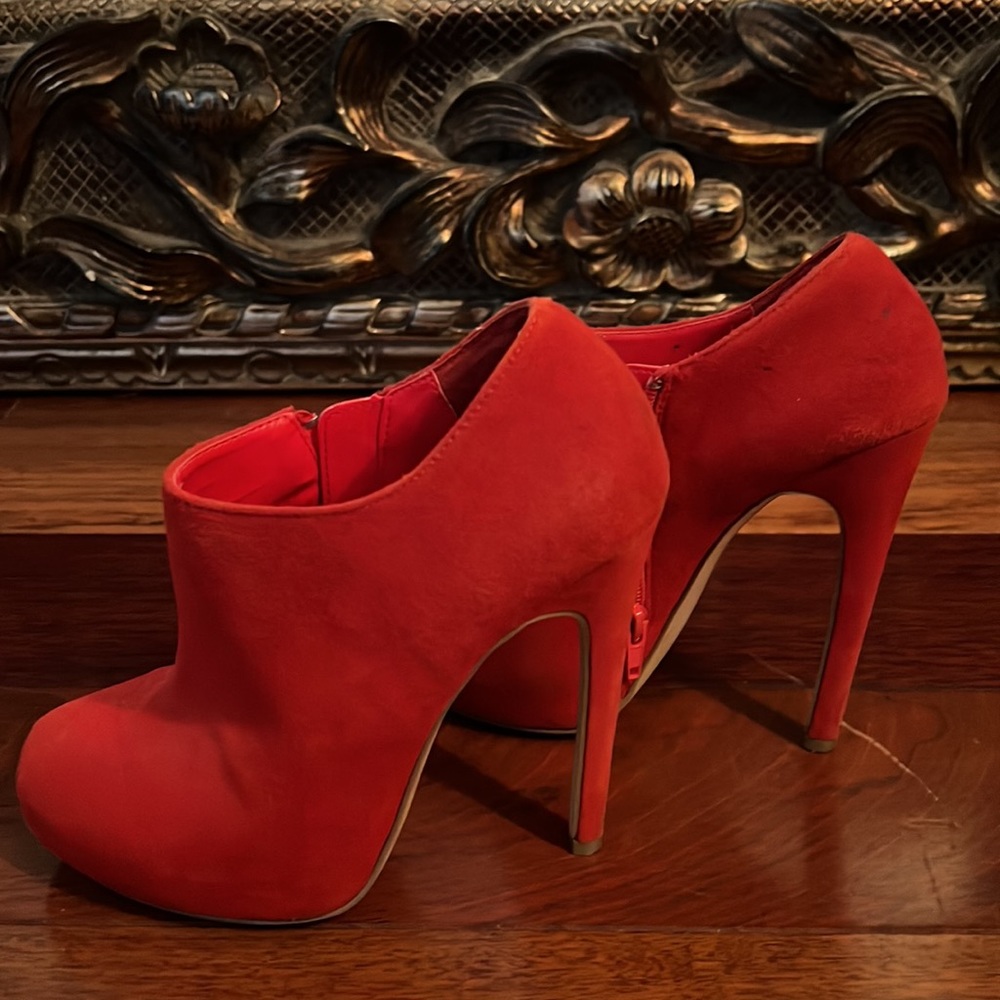 Steve Madden Red Suede Heels